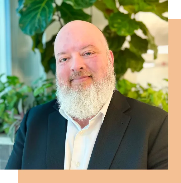 Monsieur Sébastien Racine, architecte sénior chez J.L. Richards.